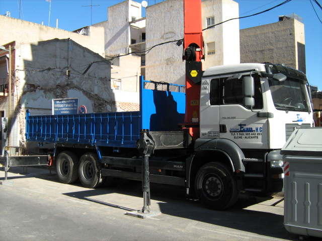 Edificio de 15 viviendas de renta libre y local en C/ Doctor Sapena, n &ordm; 4, 6 y 8 de Elche. 