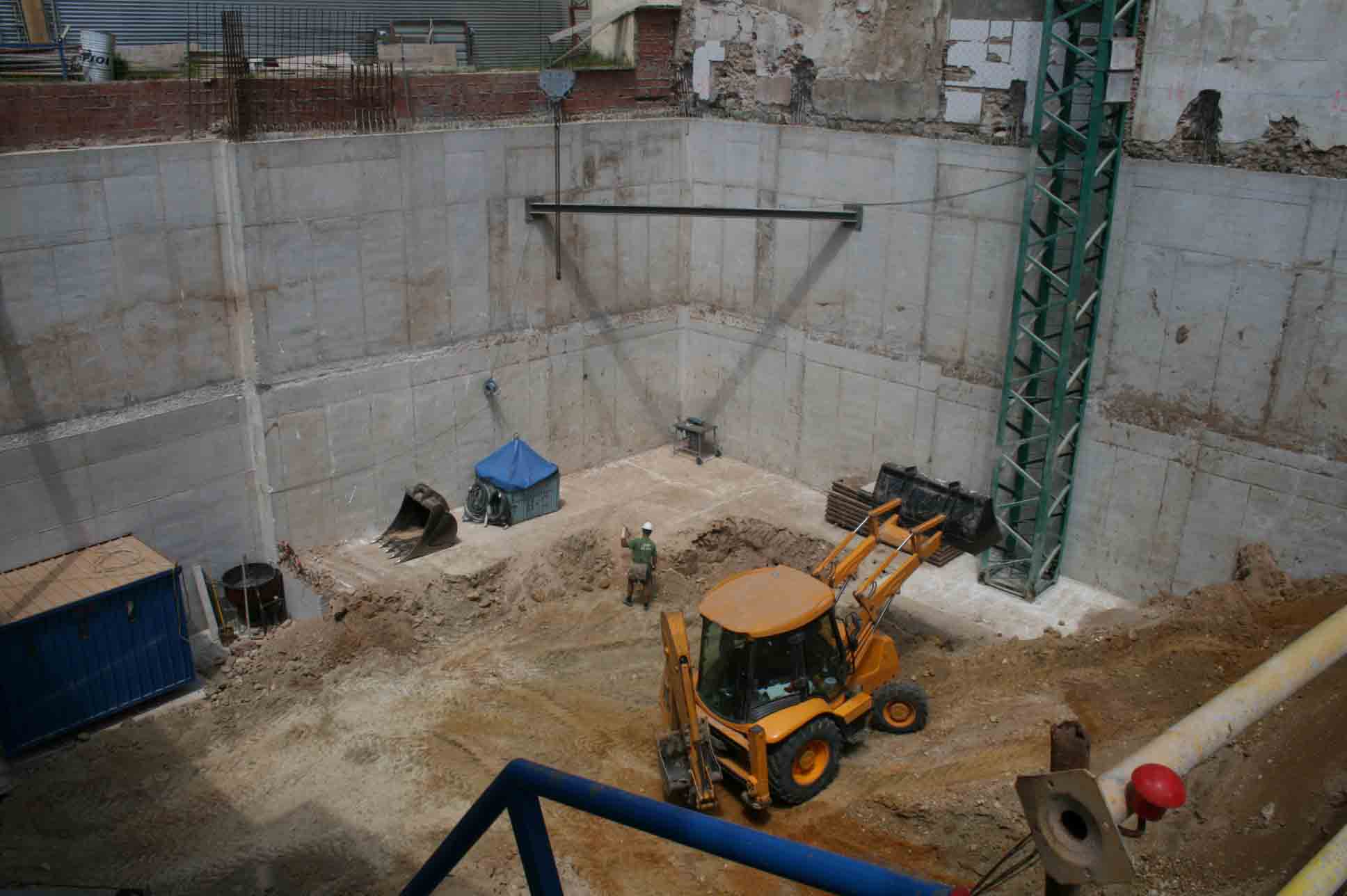 Edificio de 15 viviendas de renta libre y local en C/ Doctor Sapena, n &ordm; 4, 6 y 8 de Elche. 